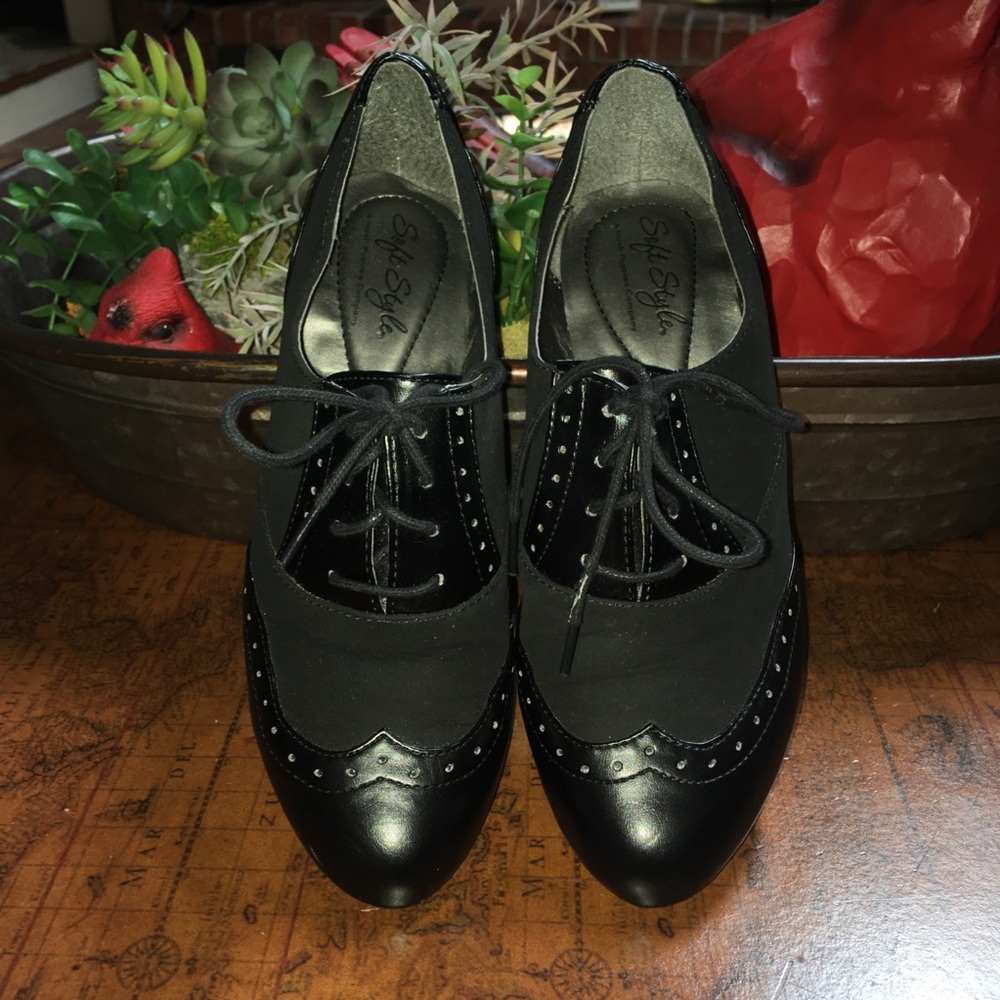 Soft style closed toe heel